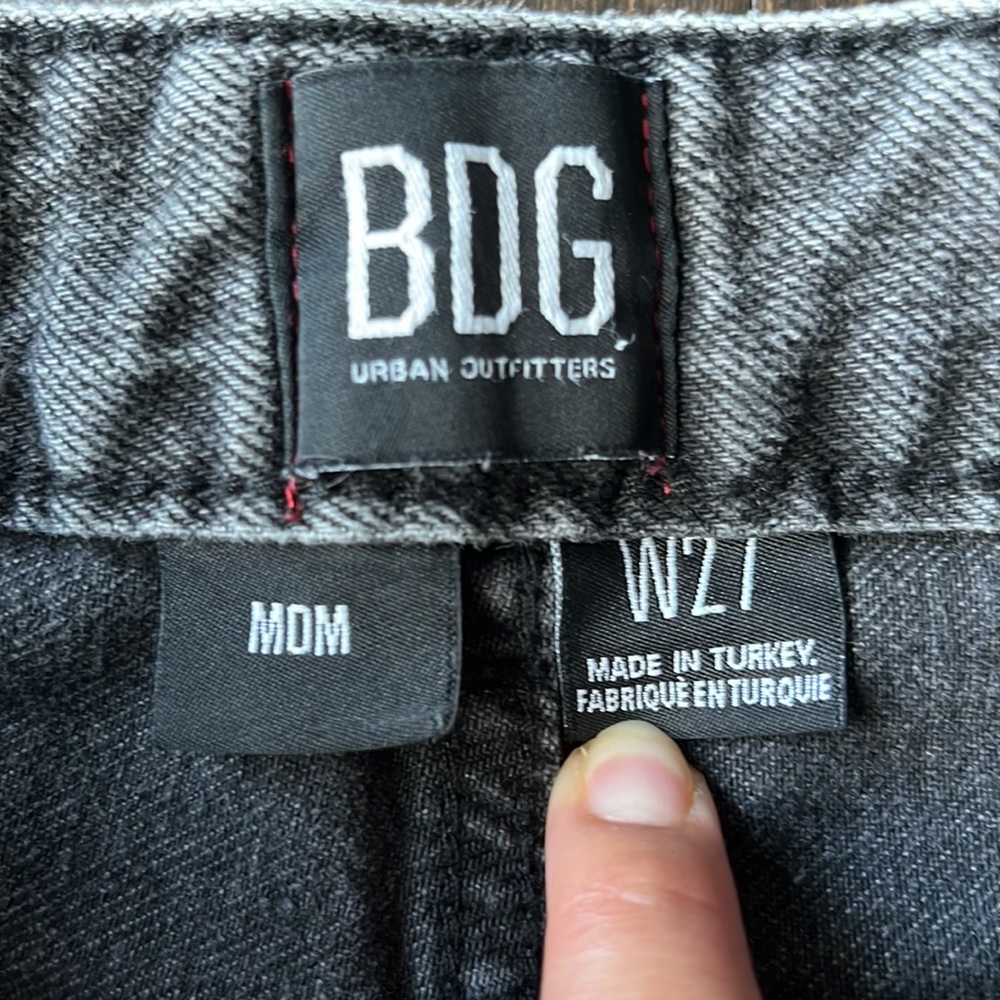 Urban Outfitters BDG Mom Jeans Size 27 - Picture 2 of 7